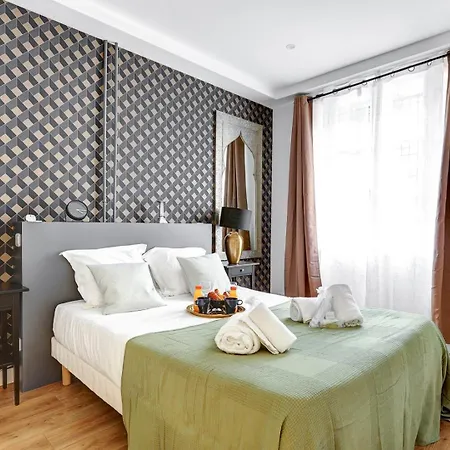 Bluestay 20 - Superb In * Paris
